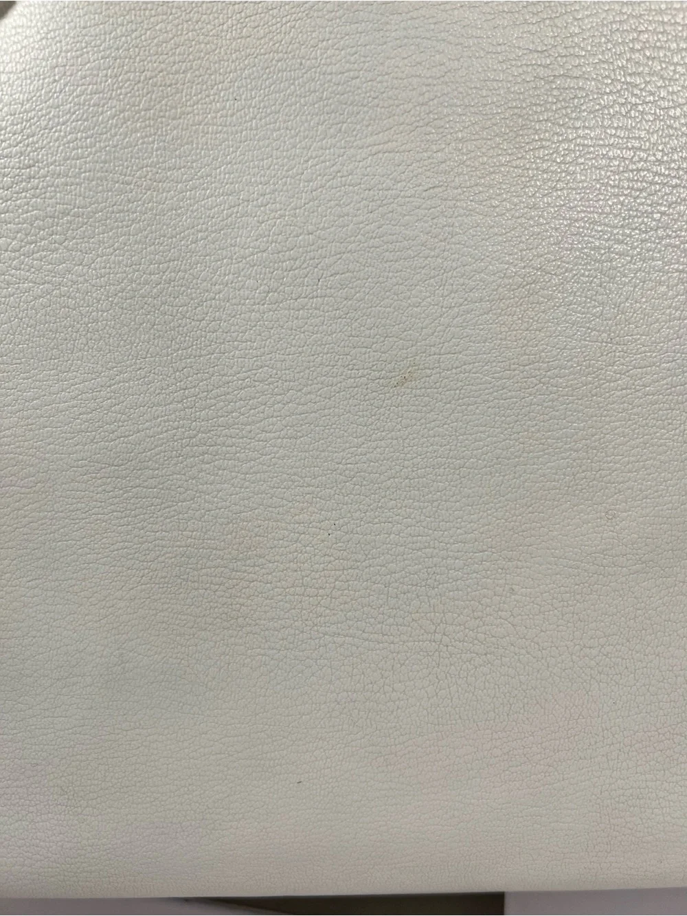 3080: Salvatore Ferragamo Gancini White Leather Shoulder Tote Bag